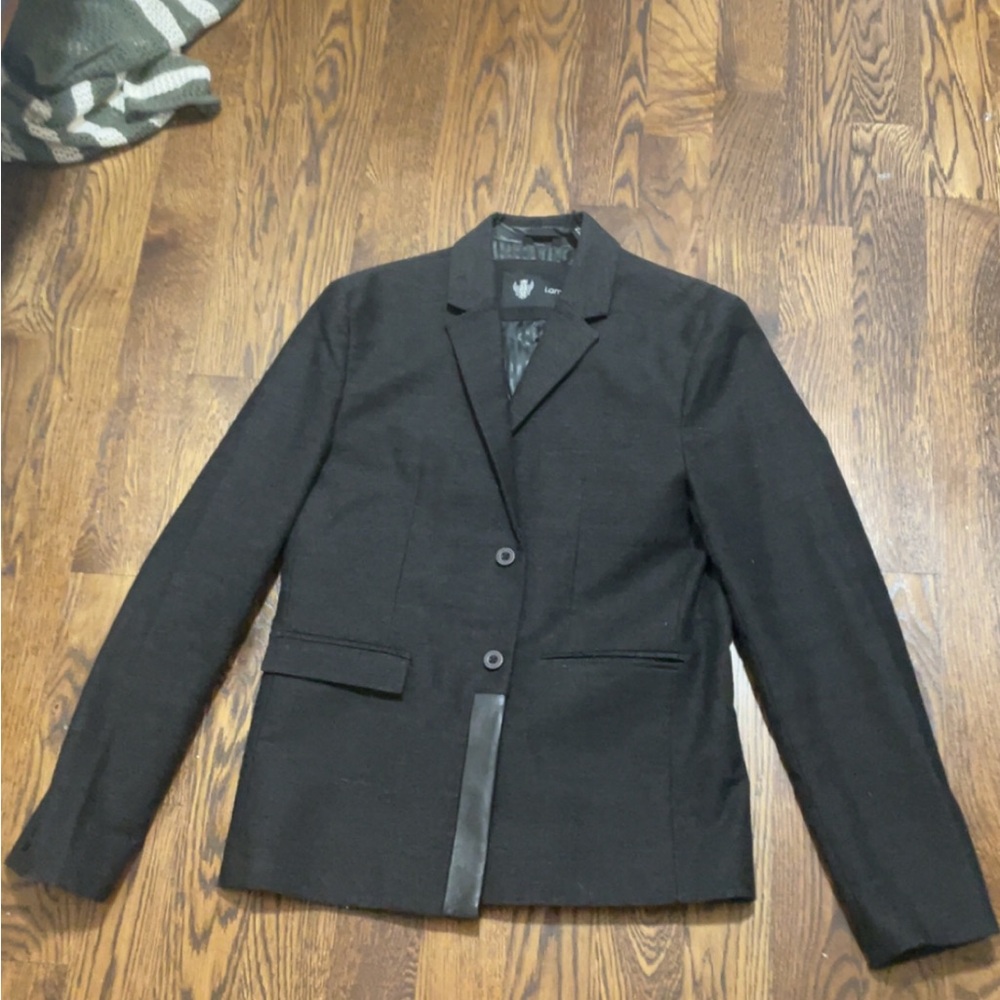 Rowing Blazers Black Blazer with Tailored Fit and Professional Style